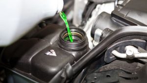 Arabaya-Kac-Litre-Antifriz-Konur