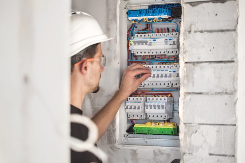 Elektrik Dağıtım Panosu Kullanım Alanları Ve Teknik Özellikleri 